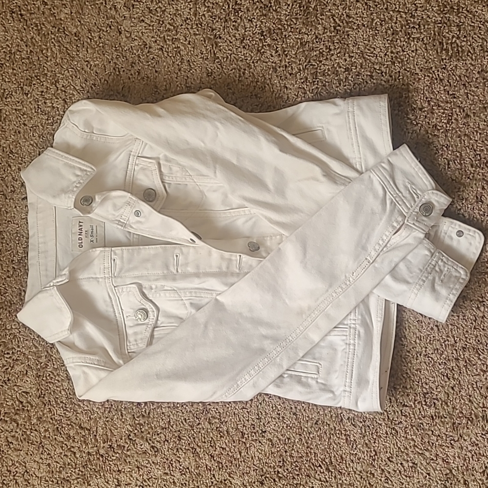 Old Navy, white jean jack in xs